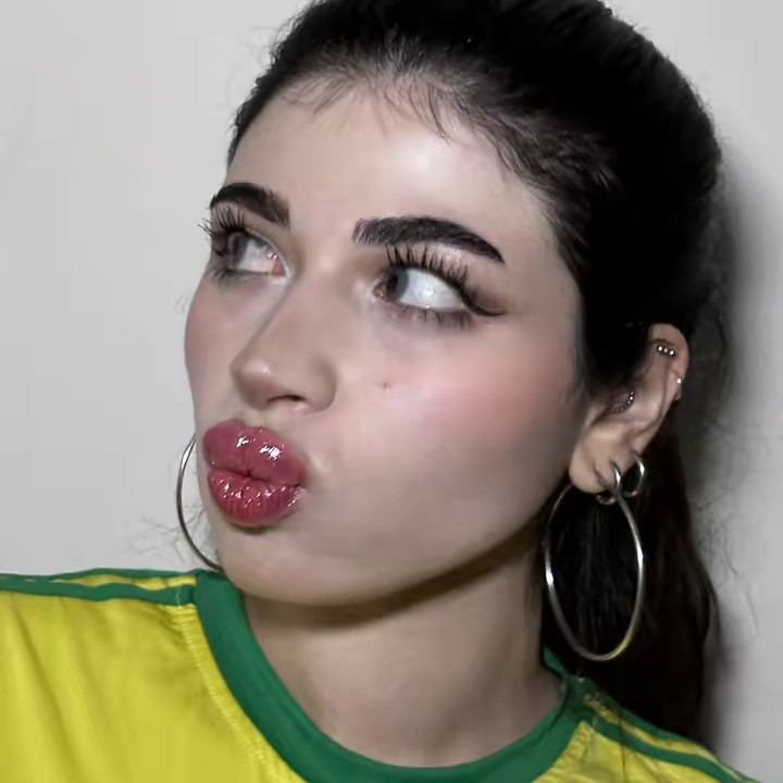 نانا البهبهاني *