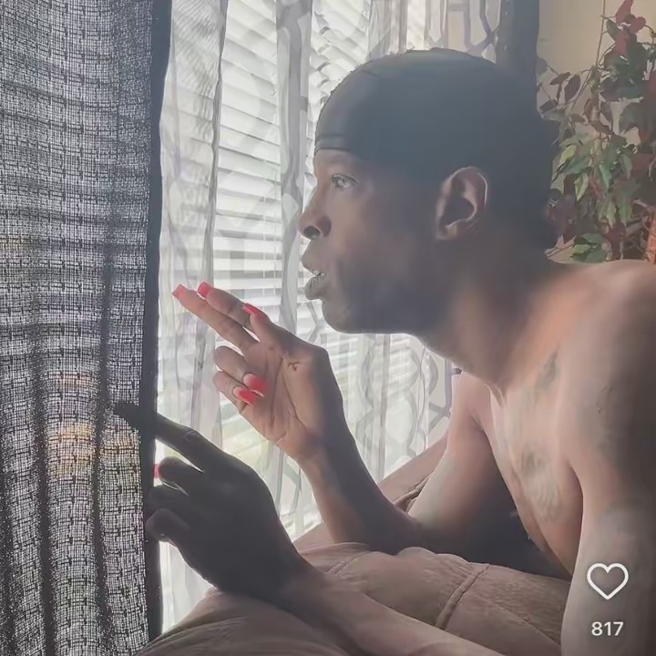 Manipilaten the public 🤓