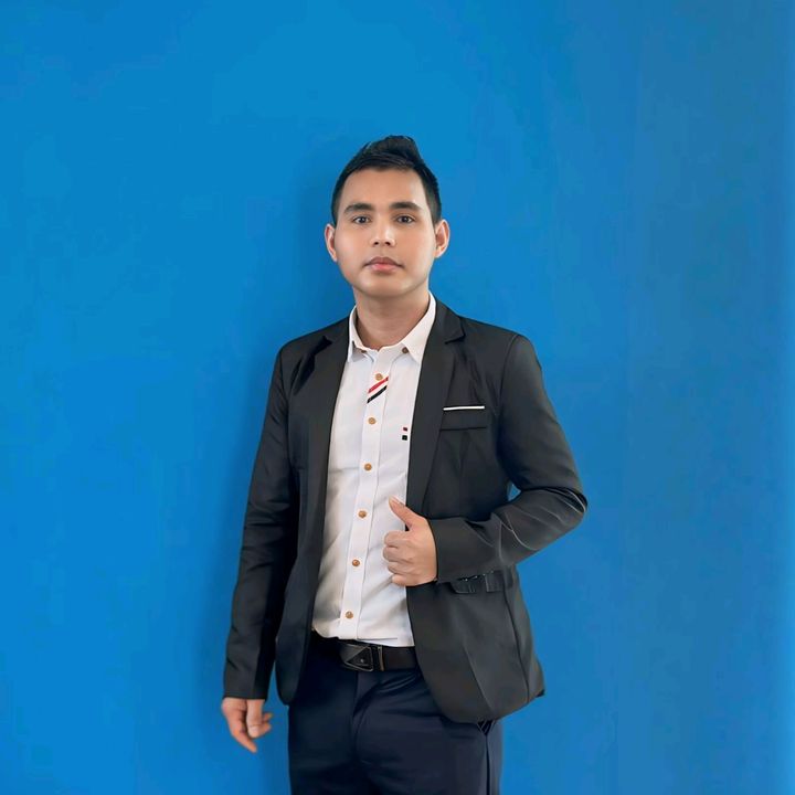 KHLORK LEAB IN KOREA 민주주의 원한다