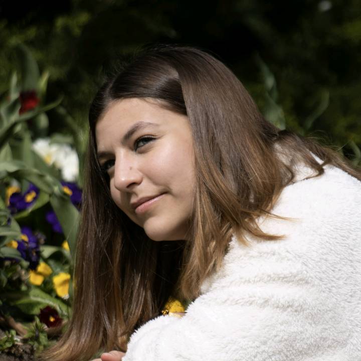 🌸~𝓔𝓵𝓵𝓲𝓮~🌸