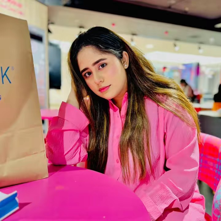 Mahnoor Baloch UK 🇬🇧