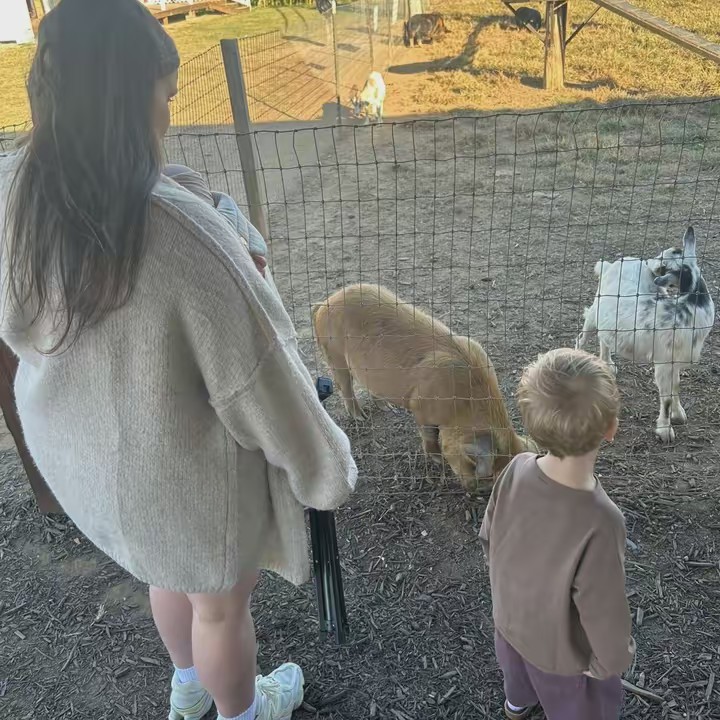 Bailey Pratt 🍂🎃