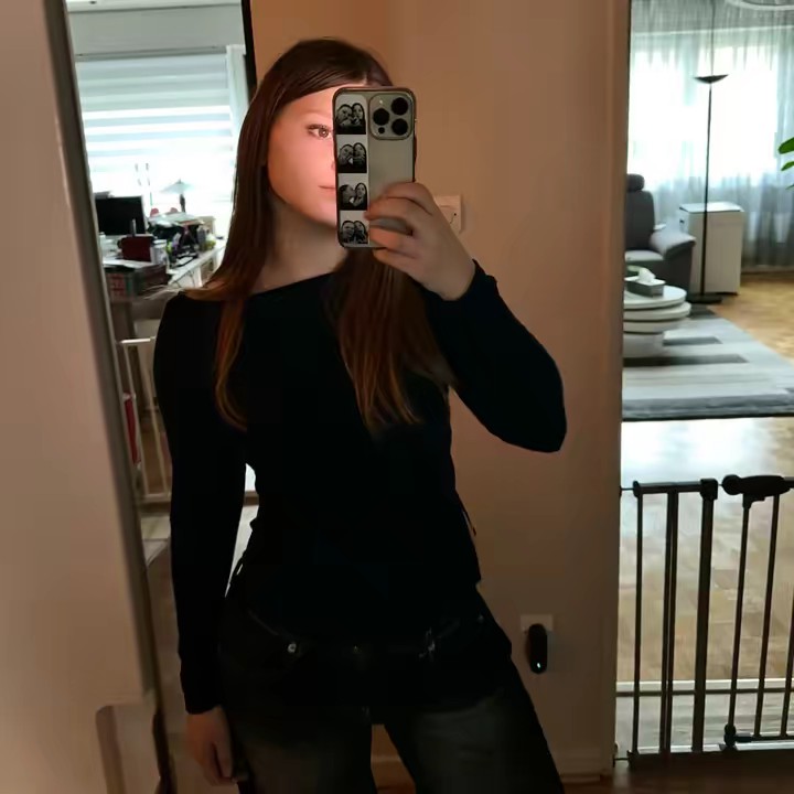 𝐋𝐚𝐞𝐭𝐢𝐭𝐢𝐚 💆🏼‍♀️