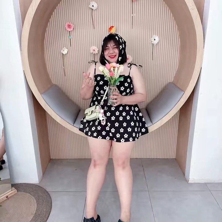 หญิงปิ๊ช้อป