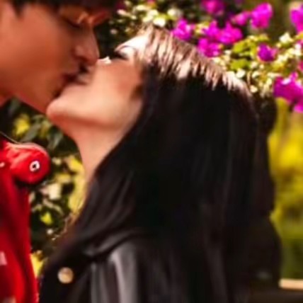 -', 𝕱𝖊𝖗 🤎