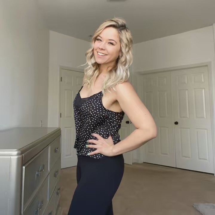 Tiffany Magee - Mustard Lady
