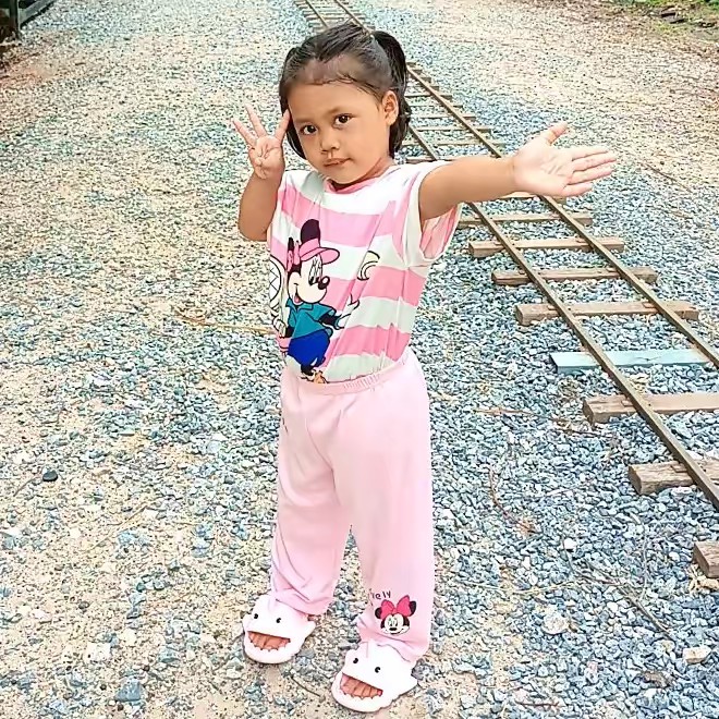 คุณแม่น้องฟา