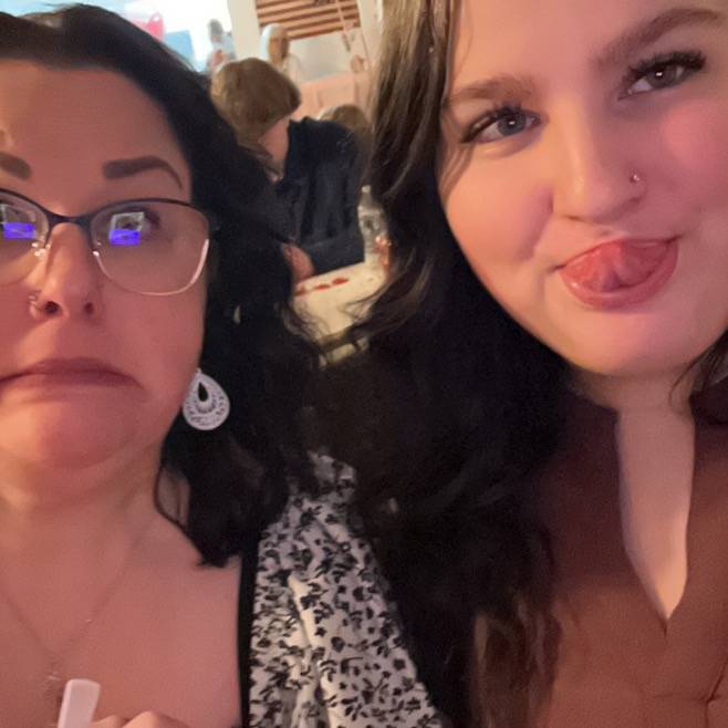 Madi🌊🐬☀️🐚