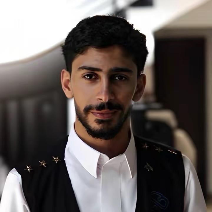 المُثنىٰ الدوسري🇸🇦