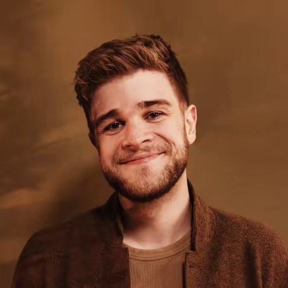 Matthias J Barker