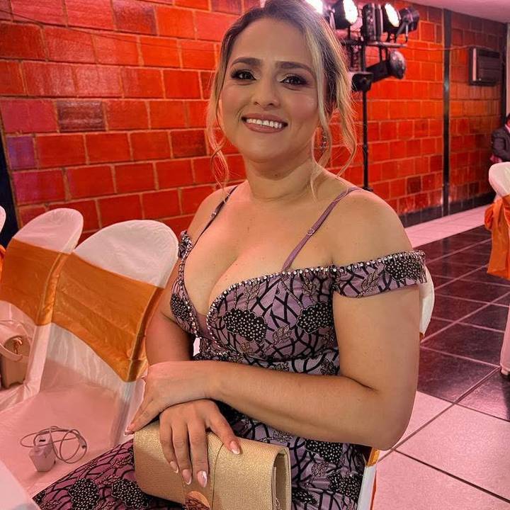 mafermielesdirectora🧡🇪🇨