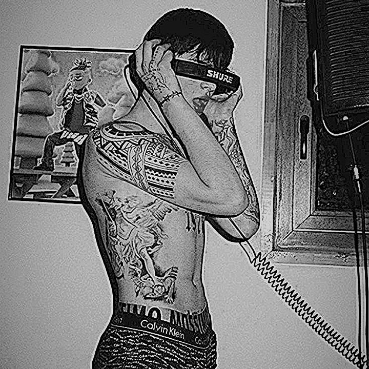 -,¡𝐍ᴏ𝐯𝓲ᴛ𝒂!¡-“🤷🏻‍♂️🗼