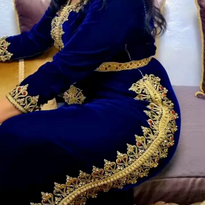 اولادي حياتي والباقي لا يهمني