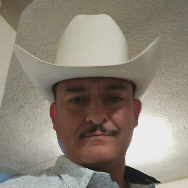 Alejandro Grajeda182