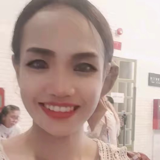 แม่หญิง ชอปปิ้ง