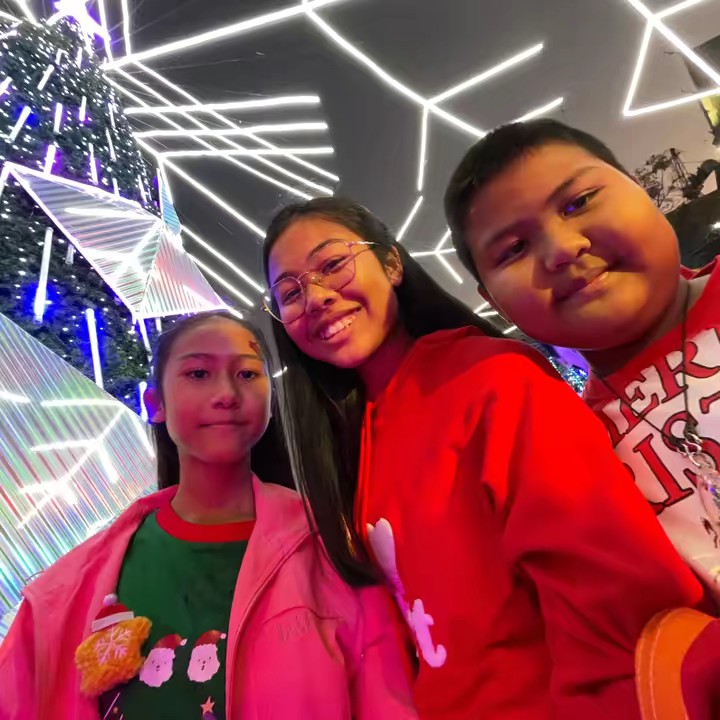 สามสลึงไม่เต็มบาท