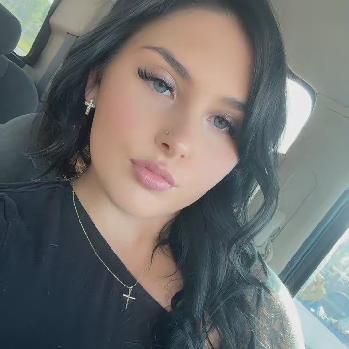 𝒵 𝒪 𝐸 𝒴 🦆⚡️🎀