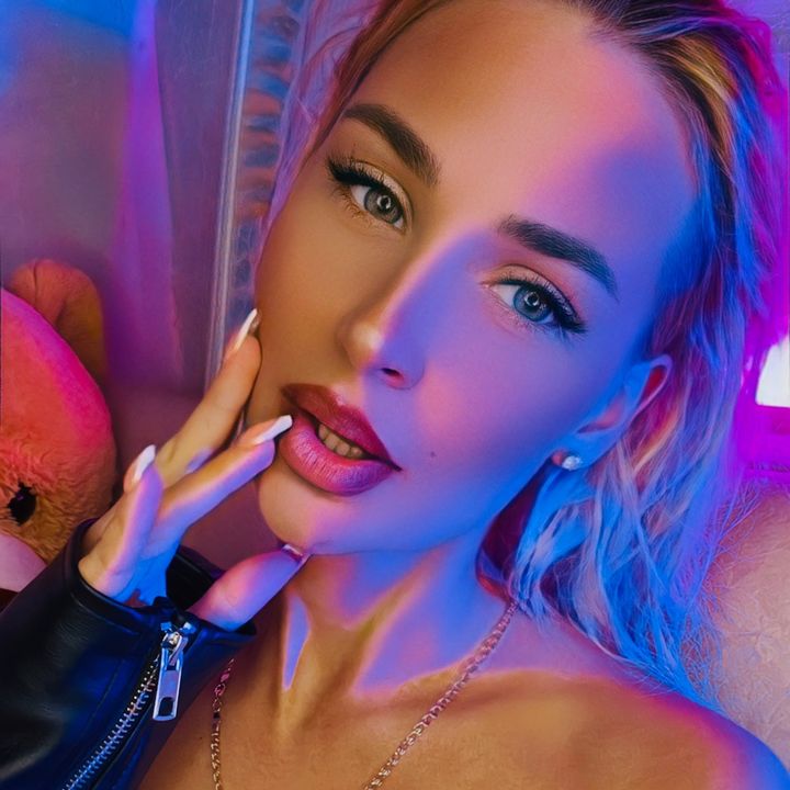 𝕊𝕍𝕐𝔸𝕋𝔸𝕐𝔸