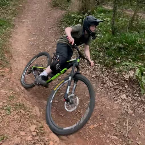 joshua🚵‍♂️🚵‍♂️