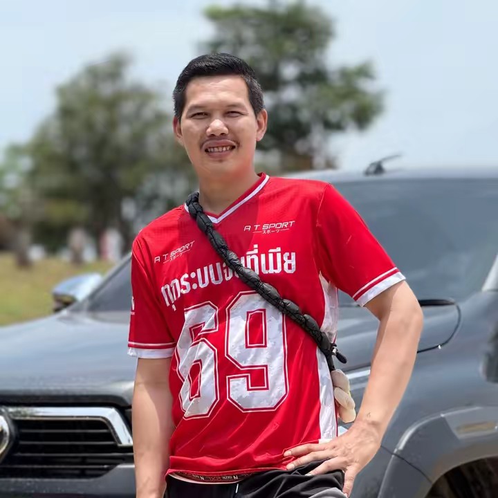 ต้น แกมโบล🐼🦯🥾👟