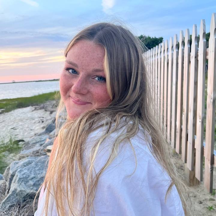 Attie 🌺✨🐚🧜🏼‍♀️