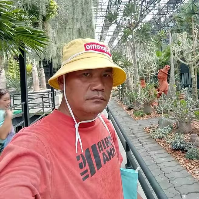 ปลายกะป่านพาช้อป