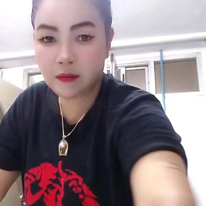 ឈឺគ្មានអ្នកថែ