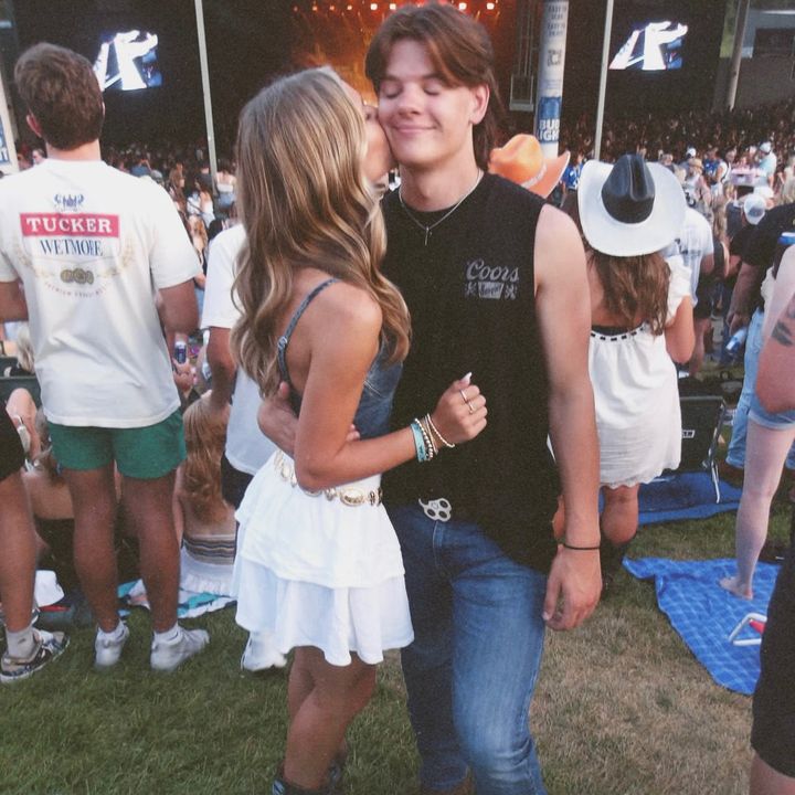 •L•A•U•R•E•N•