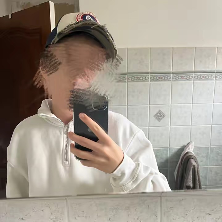 𝑱𝒖𝒍𝒆𝒔❥🥂🪩