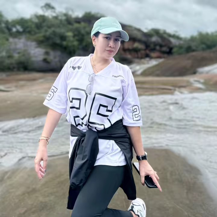 ก้อย รีวิว