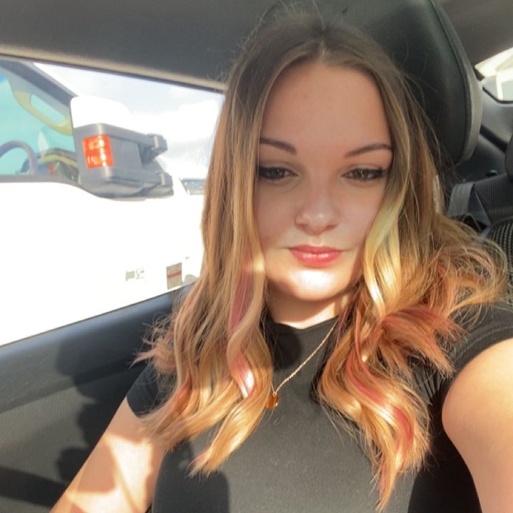 Haley🩷🪩🫶🌴🥥