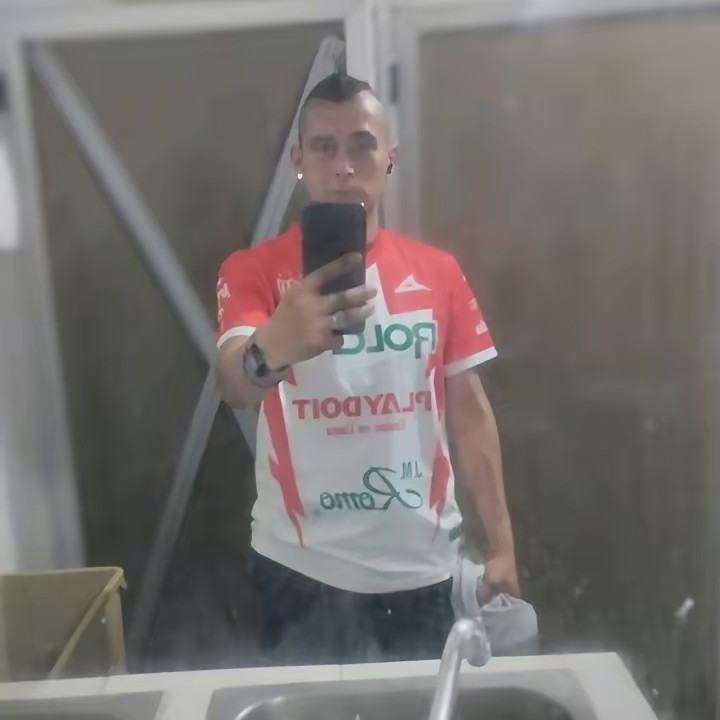 Yisus García😎⚡⚓🐺🤟🐓🍻