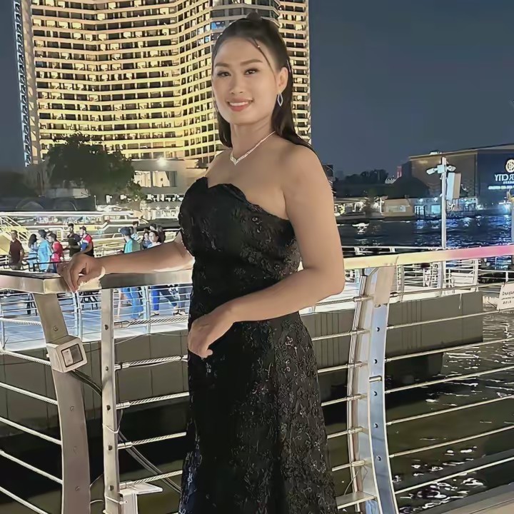 แม่น้องรีวิว