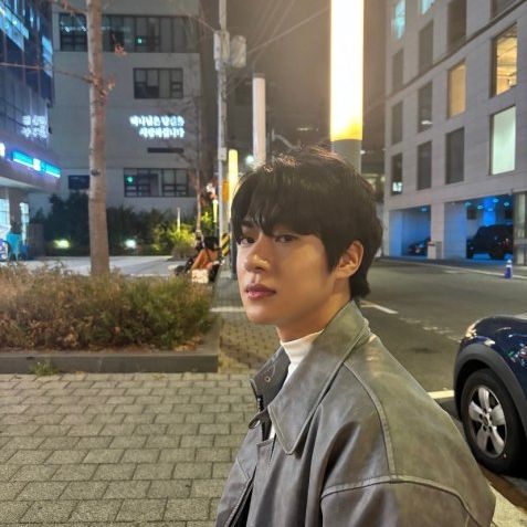 𝑯𝒚𝒆𝒐𝒏𝟎.𝟎🐶