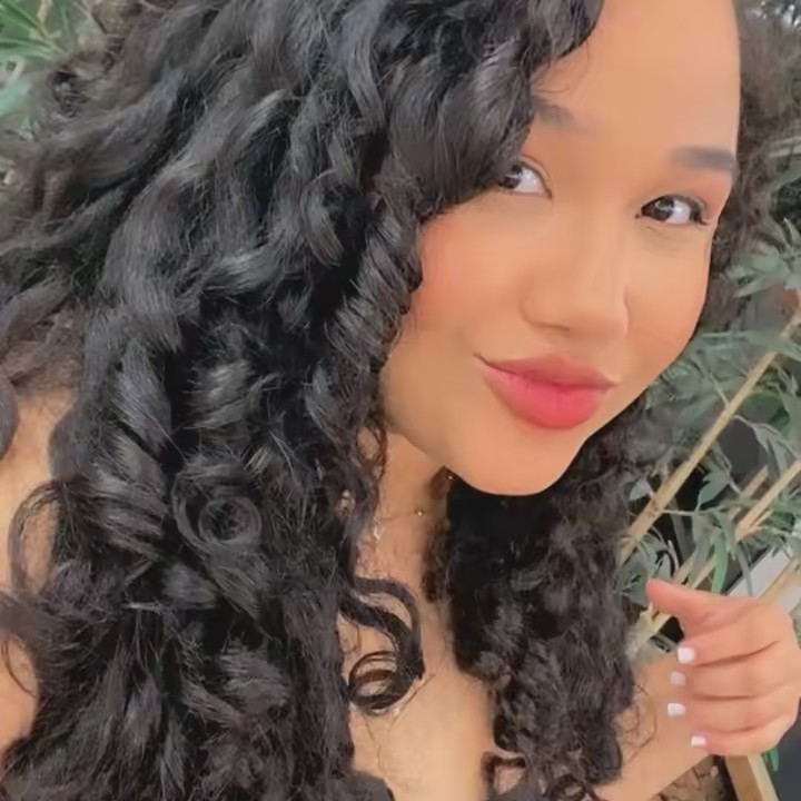 🌸 ⟬⟭Gaby Borges ⟭⟬ 💜