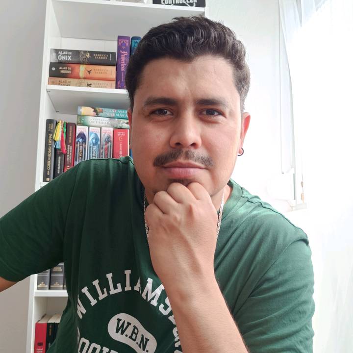 📚 Miguel • Books