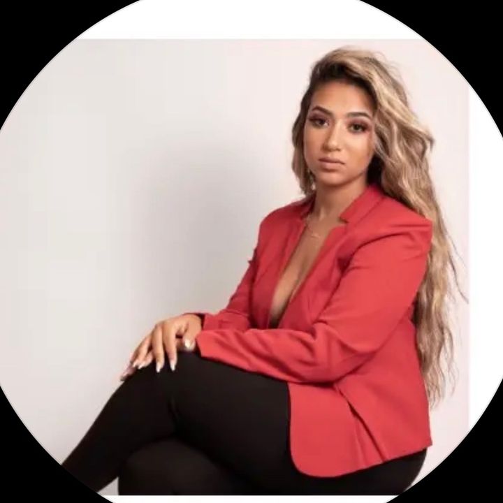 Shantal | Personal Finances