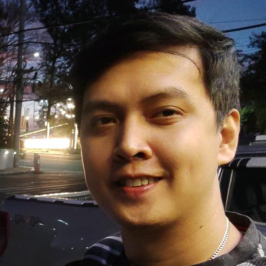 De Rill/ Tres Chic Luxury 2.0