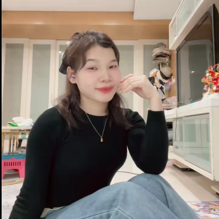 จอย สาวคำม่วน🇱🇦