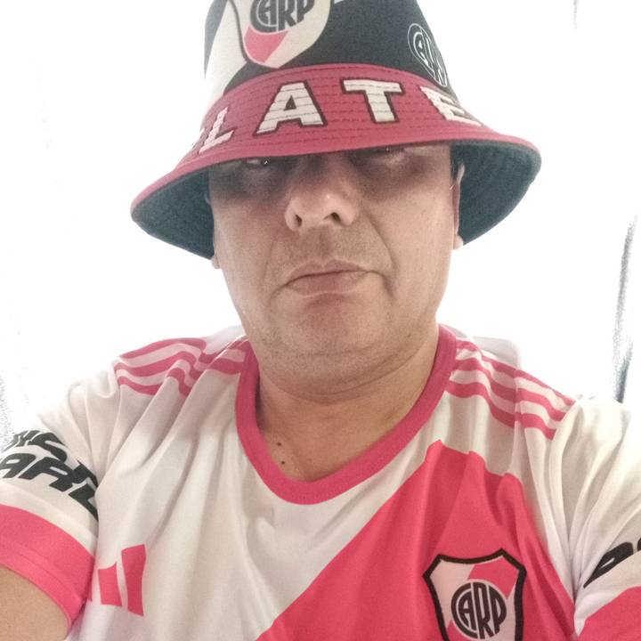 sergiokapo⬜🟥⬜