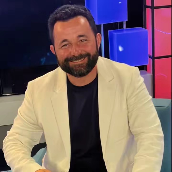 Ozan Timu🎵🎤🎻 🎹🎶