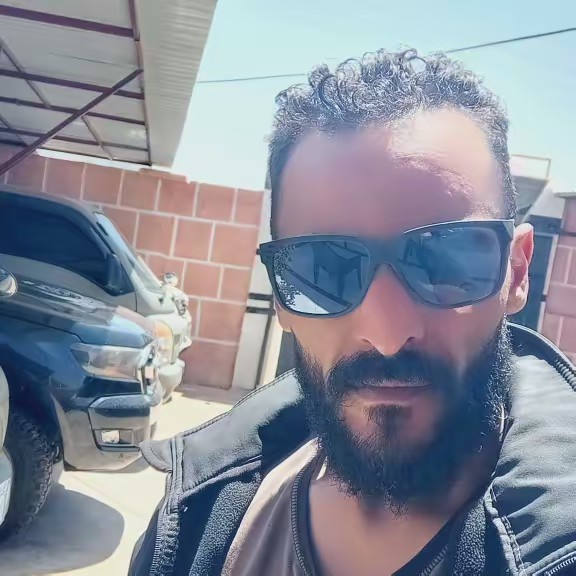 آبــو خ ـآلد آلمـشـهدآني