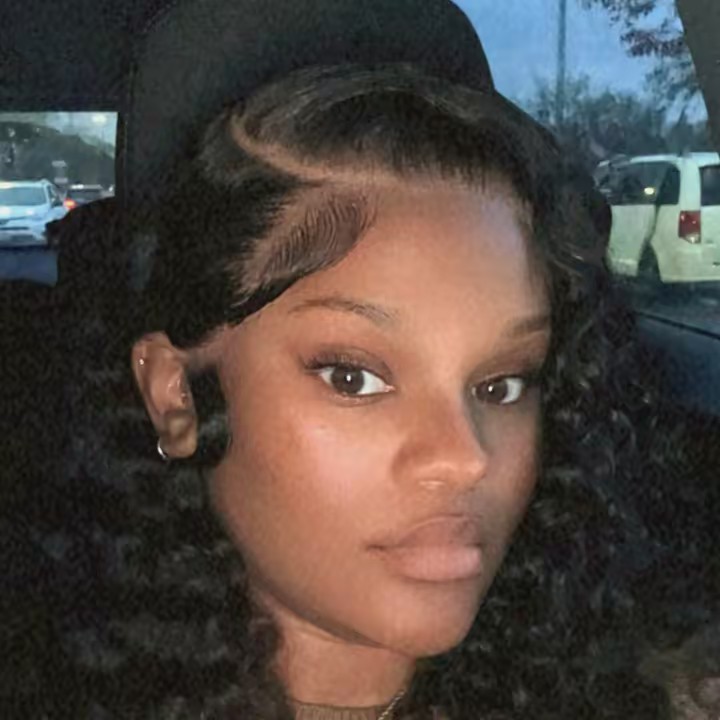 WHOLELOTTARED♥️🔖