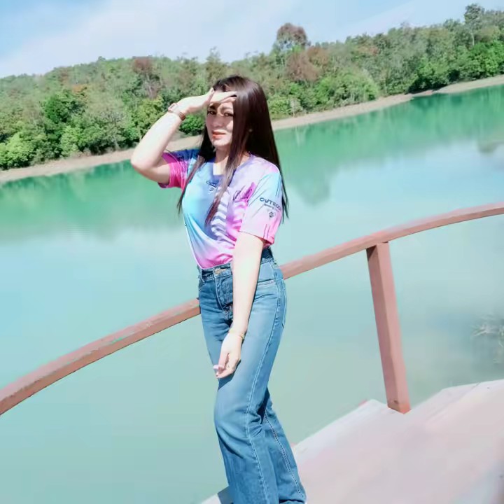 โบวี่ มาแล้วจ้า