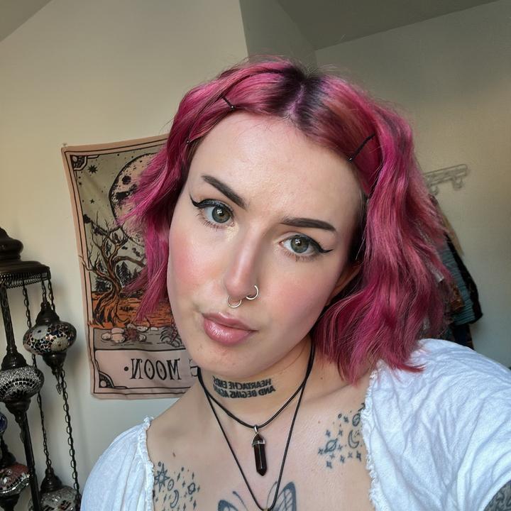 Emma Silvestri 🧚‍♀️🌛✨