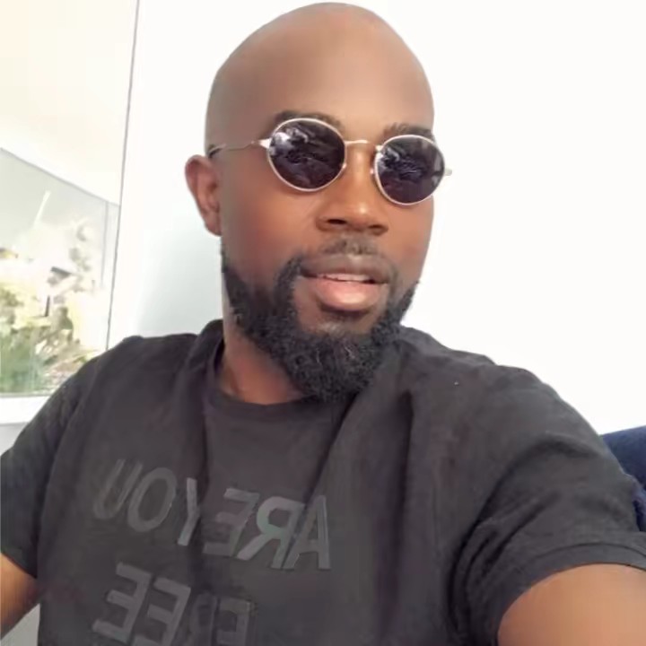 Sylvain six  🇫🇷 🇬🇦