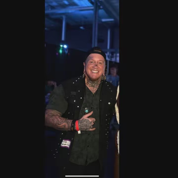 ℭ𝔥𝔢𝔶 𝔅𝔶𝔯𝔡