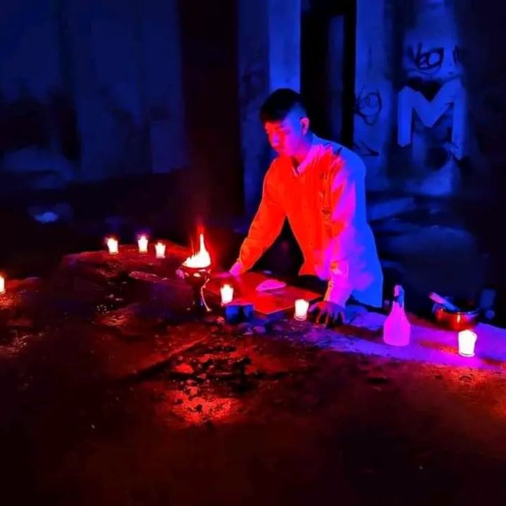 BRUJO UNICORNIO NEGRO