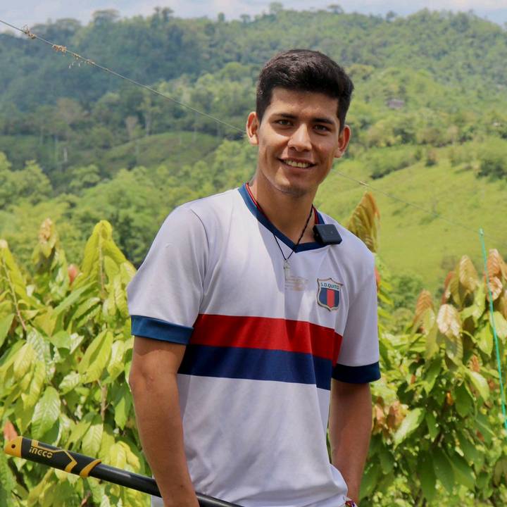 Joven Ecuatoriano 🇪🇨🤠