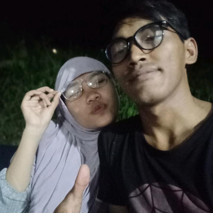 sella dan riski 🥰🥰🥰